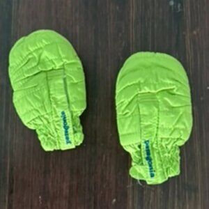 Patagonia Lime Green Mittens 6-12M